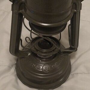 VINTAGE FEUERHAND STURMKAPPE DBP WITH ORIGINAL AMBER GLOBE